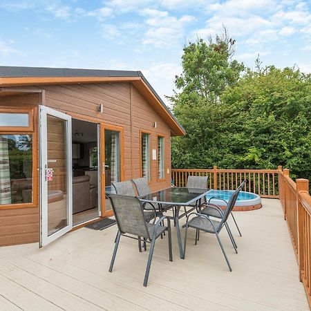 Wigmore Lakes Lodges Cardeston Exteriör bild