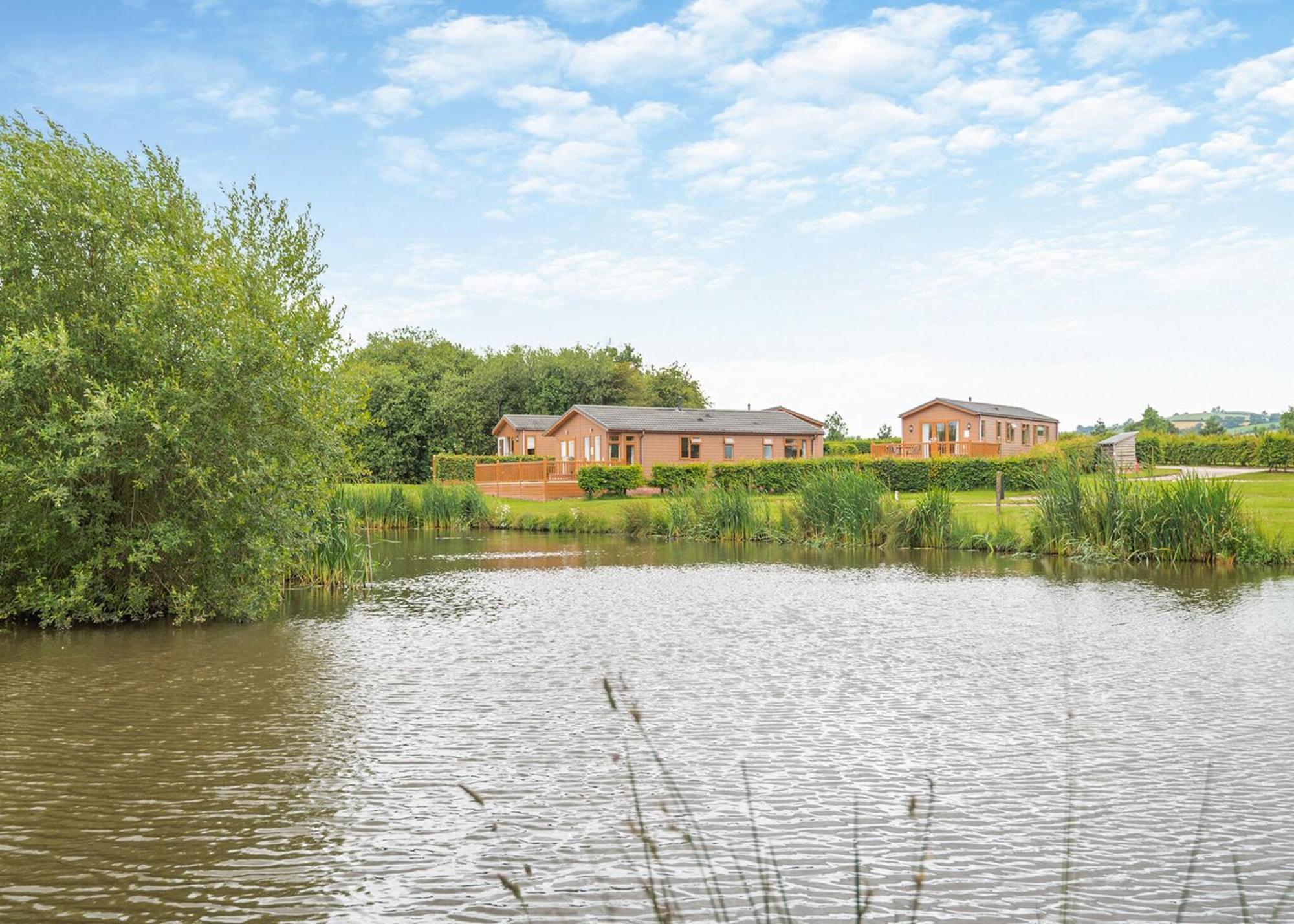 Wigmore Lakes Lodges Cardeston Rum bild