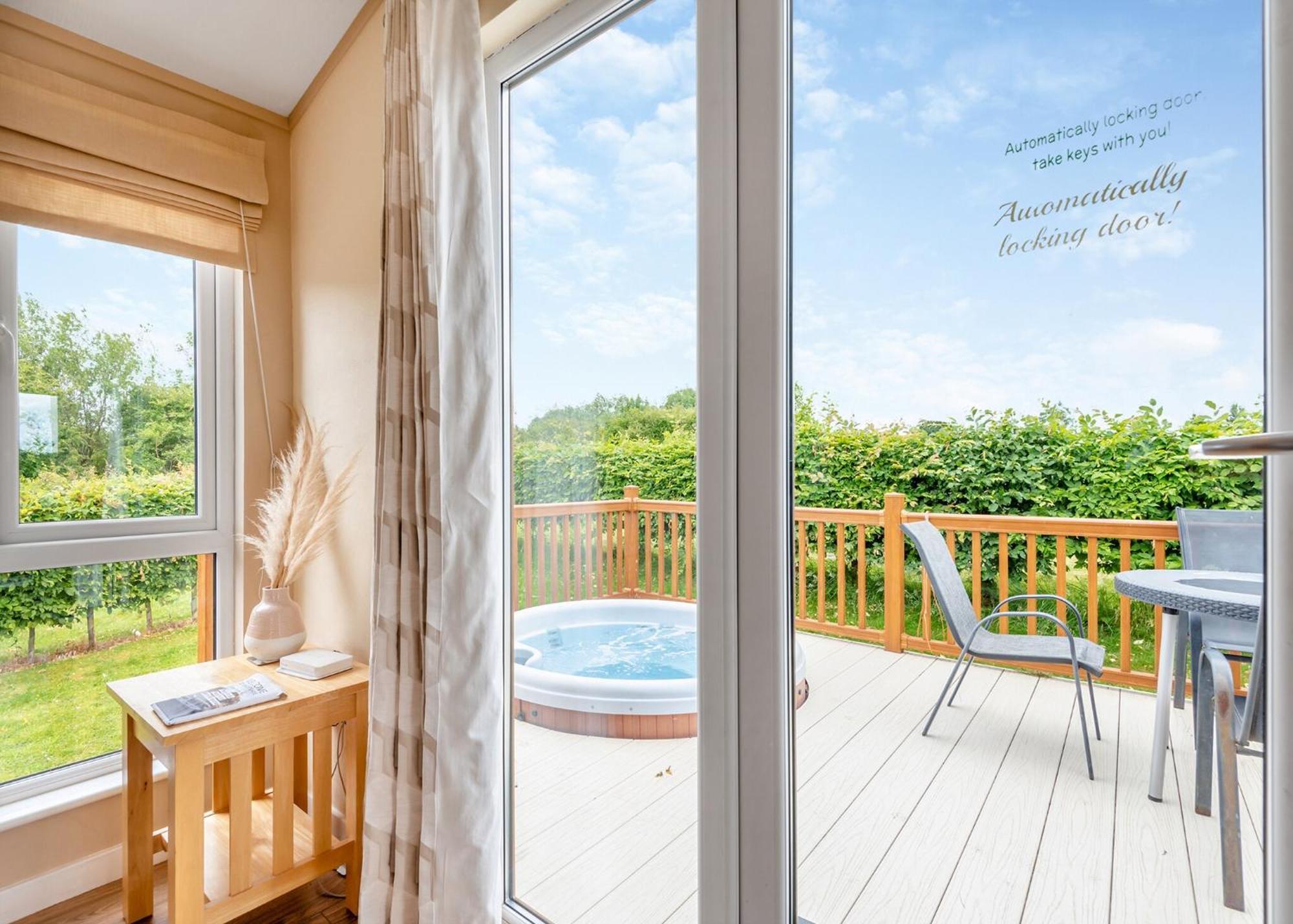Wigmore Lakes Lodges Cardeston Rum bild